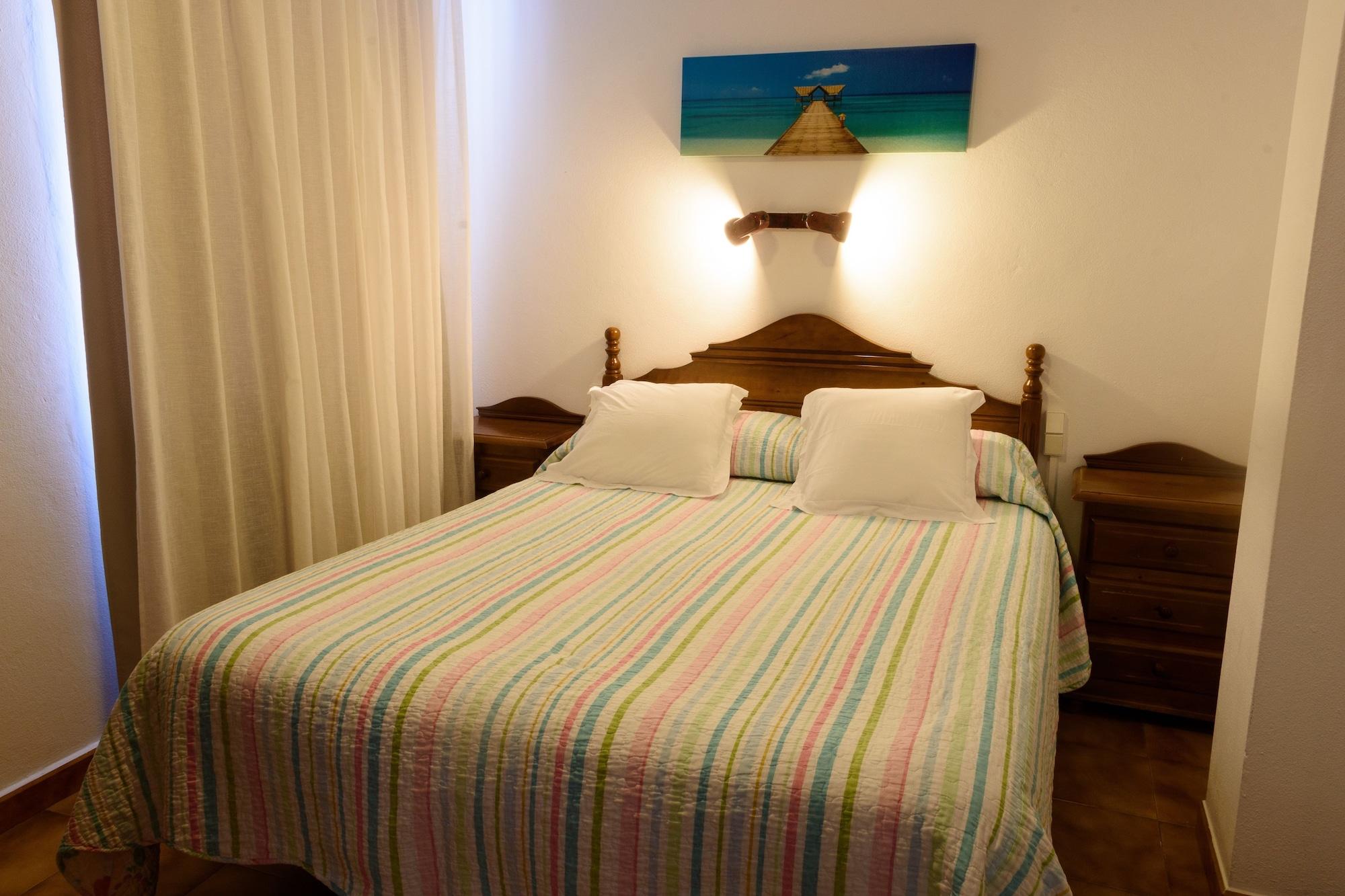 מאהון Hostal La Isla מראה חיצוני תמונה