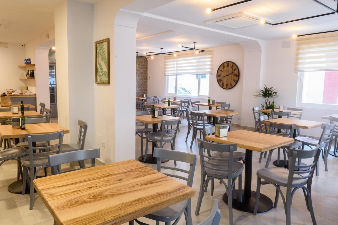 מאהון Hostal La Isla מראה חיצוני תמונה